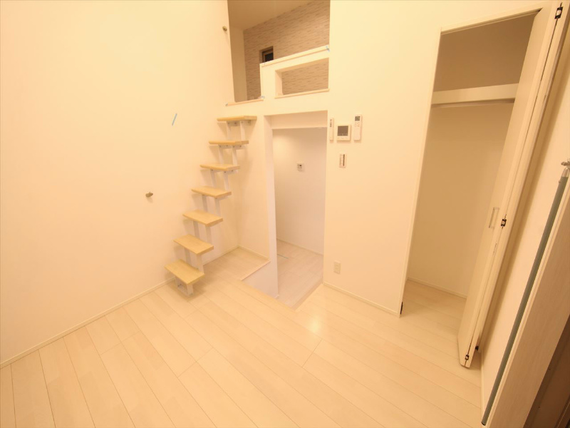 スカイヒル新栄 その他