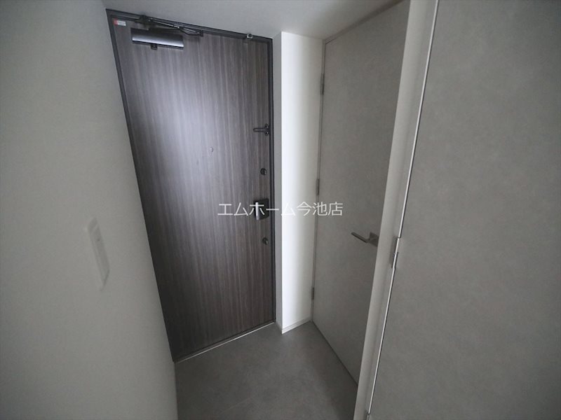 S-RESIDENCE高岳駅前awake 玄関