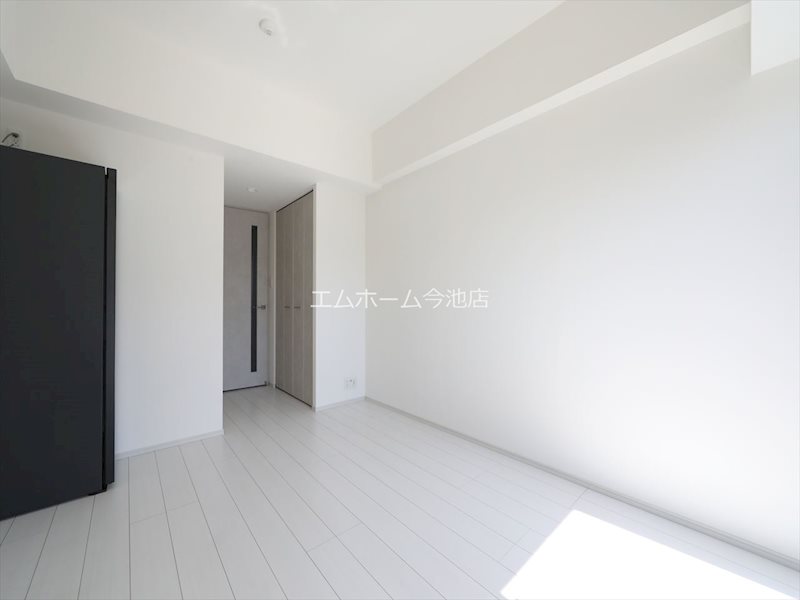 S-RESIDENCE高岳駅前awake リビング