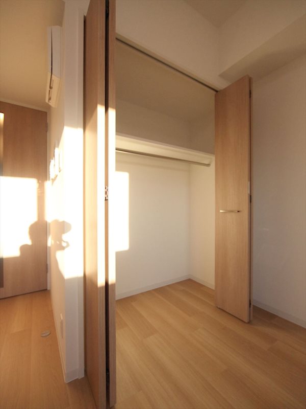 プログレッソ八田 収納