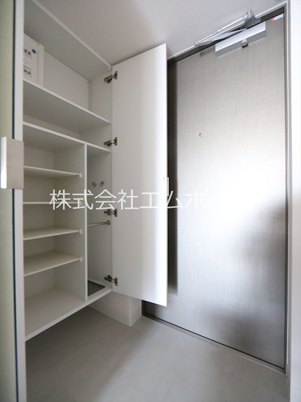 CREST TAPP名古屋山王 玄関