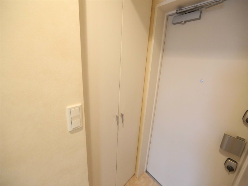 ラヴィアンローズ 玄関
