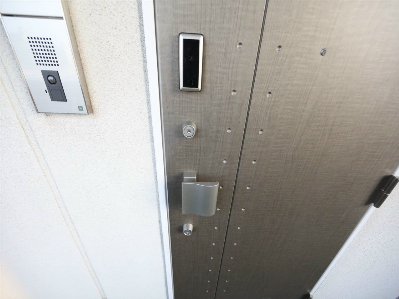 ラヴィアンローズ 玄関