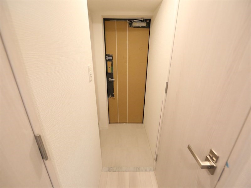 エスリード大須プレシア 玄関