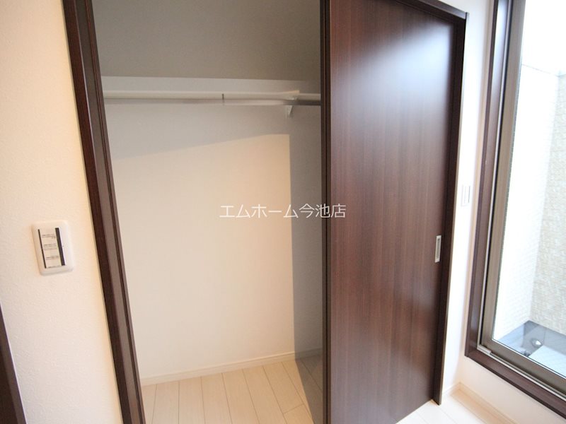 Grandtic栄生 収納