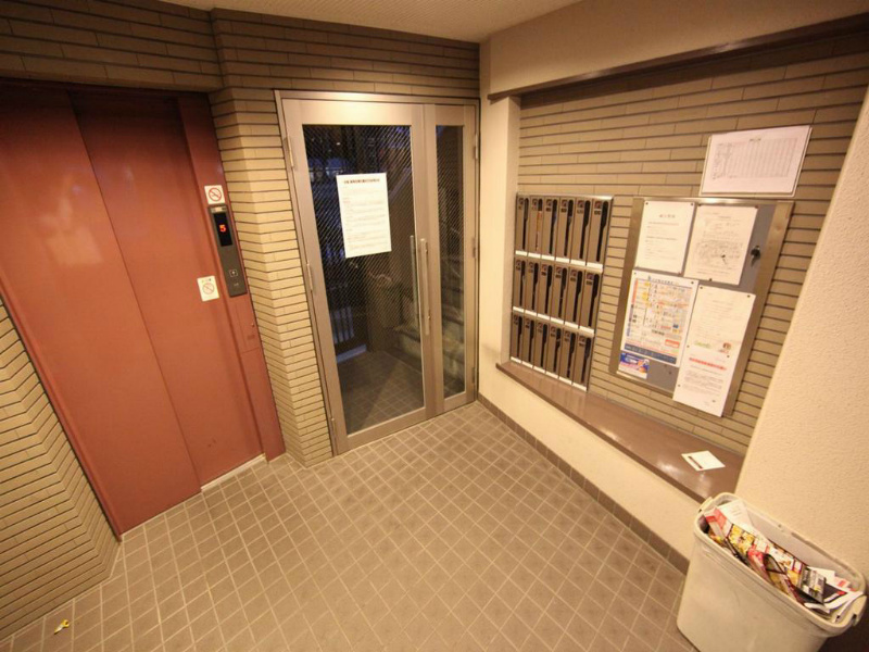 ルミナス新栄 エントランス