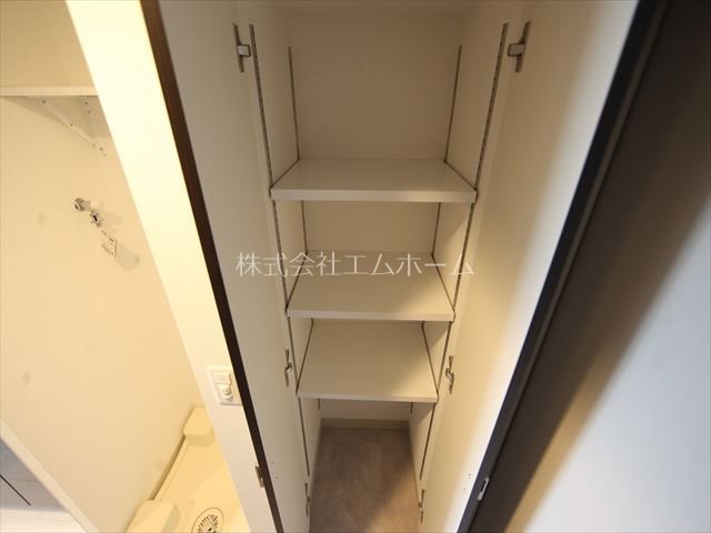エステムコート名古屋黒川シャルマン 収納