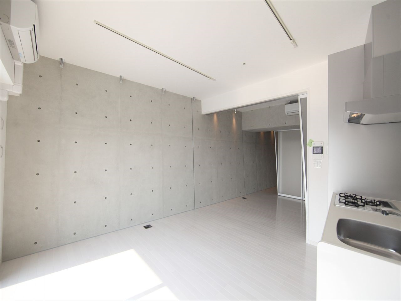 ＳＬＡＮＴＷＡＬＬＳ（スラントウォールズ） その他部屋・スペース