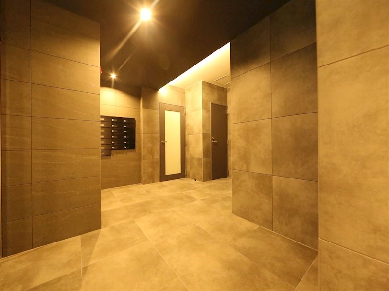 ＢＬＥＳＴＯＮ ＣＯＵＲＴ ＫＡＮＡＹＡＭＡ エントランス
