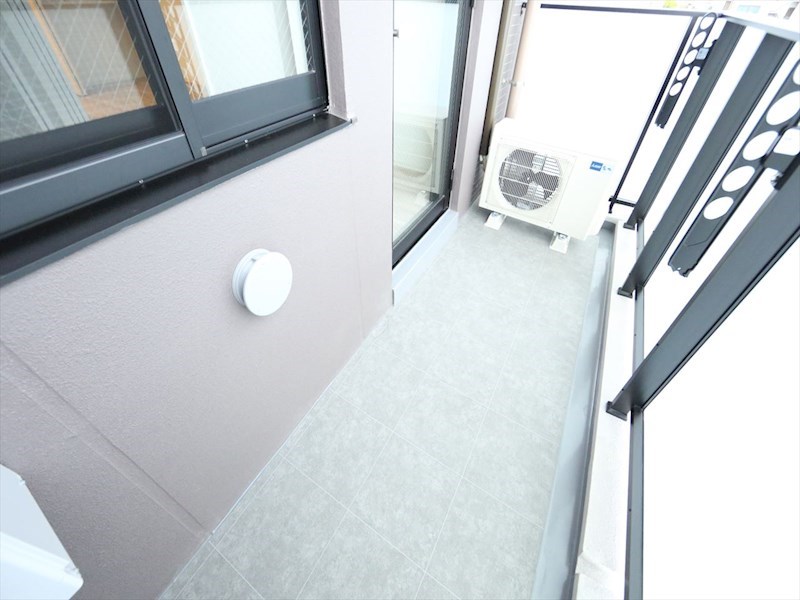 ＢＬＥＳＴＯＮ ＣＯＵＲＴ ＫＡＮＡＹＡＭＡ ベランダ