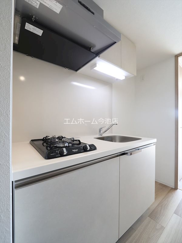 プレサンス吹上駅前エテルノ キッチン