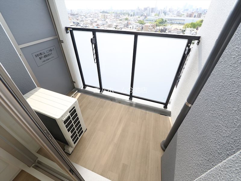 プレサンス吹上駅前エテルノ ベランダ