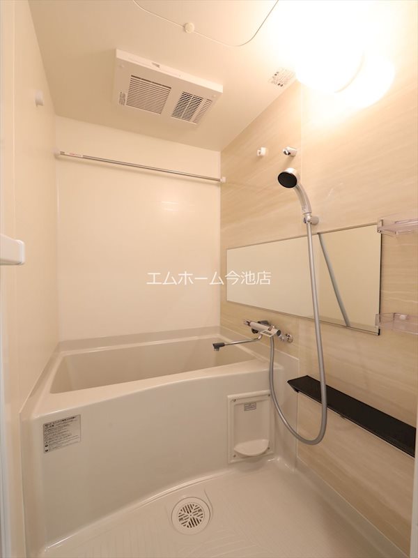 プレサンス吹上駅前エテルノ 風呂画像
