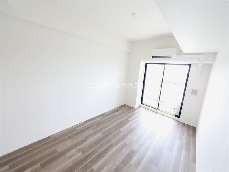 S-RESIDENCE勝川駅前 リビング