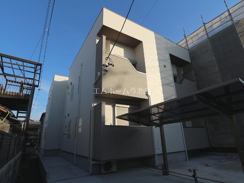 GRANDTIC志賀本通南 外観