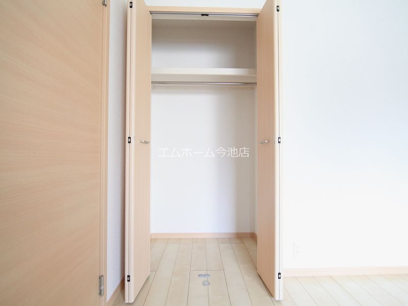 プラジュ千種 収納