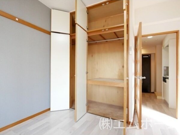エクセルシオール金山 収納