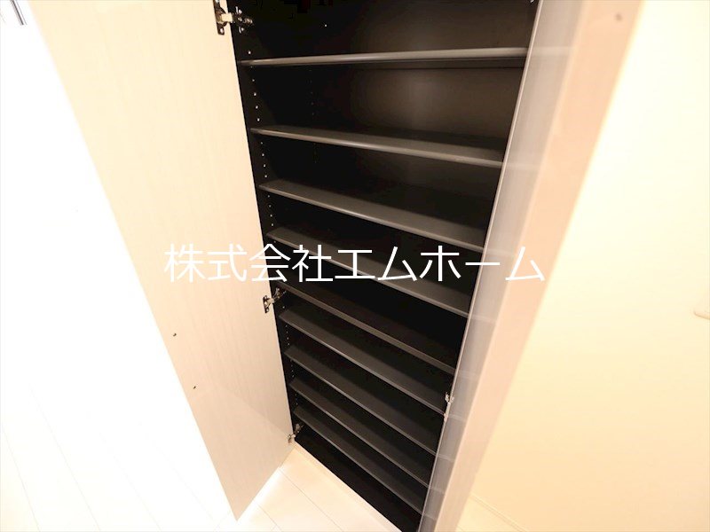 T.M.Apartment 玄関