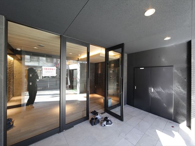 S-RESIDENCE池下西 エントランス