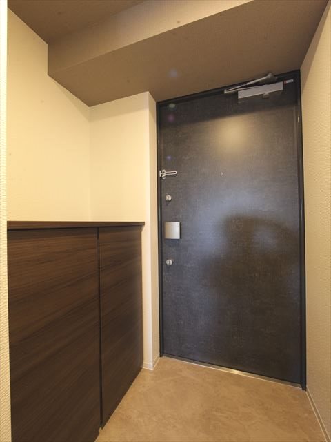 S-RESIDENCE池下西 玄関