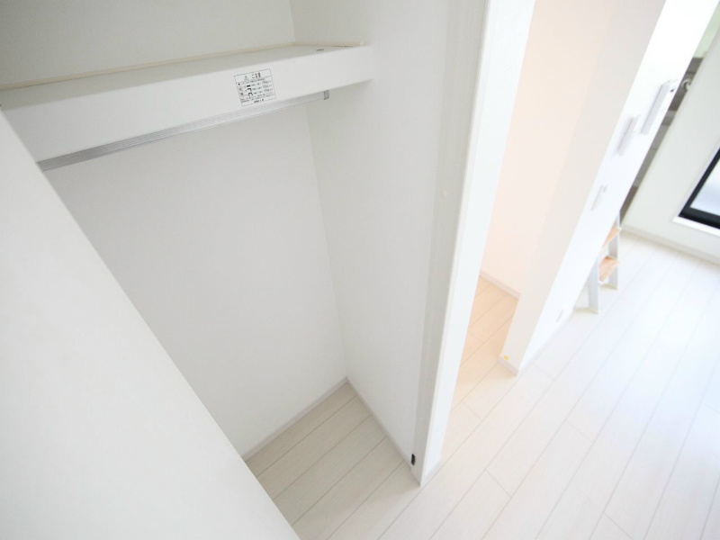 イーストクレッセント 収納