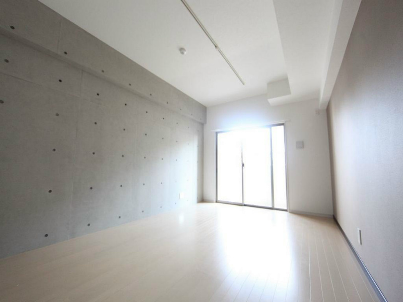 ＣＡＳＴＥＬＬＯＬＵＳＳＯ（カステロルッソ） その他部屋・スペース
