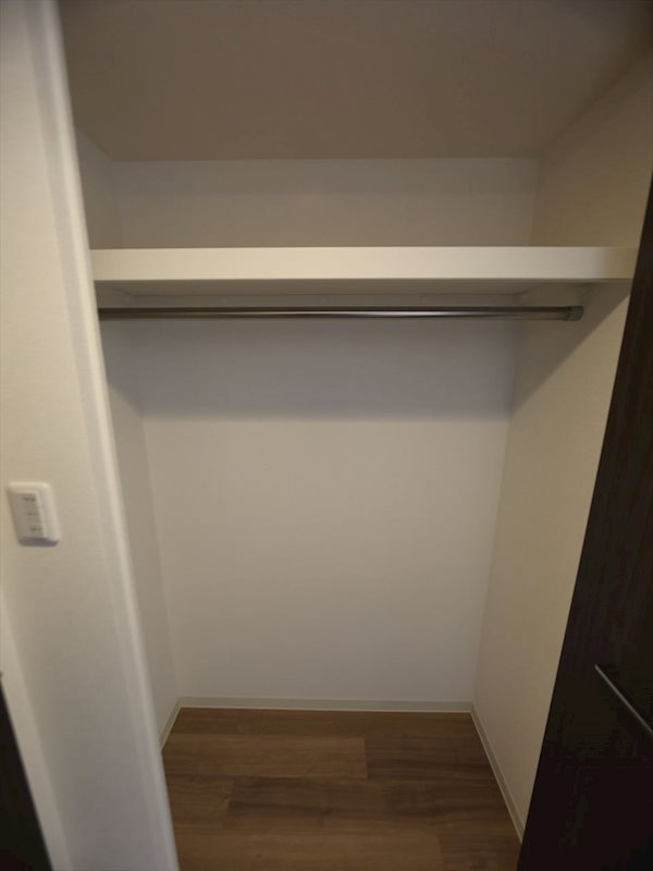 プレサンスＮＡＧＯＹＡ本陣 収納