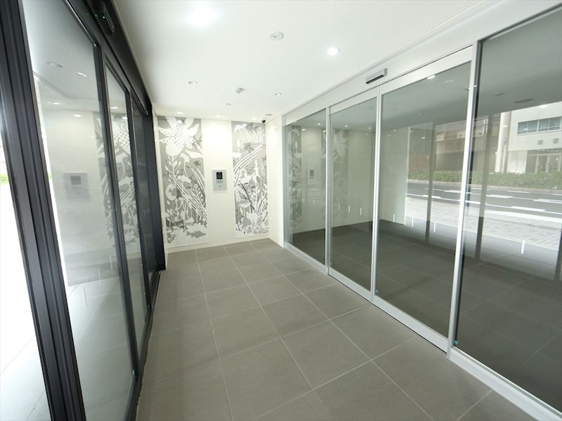 メイクスＷアート丸の内 エントランス