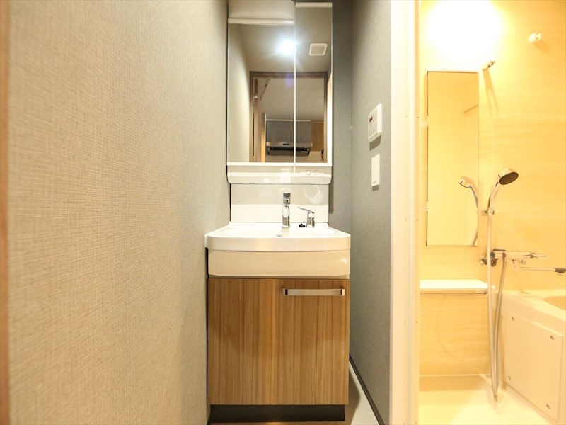 メイクスＷアート丸の内 洗面所