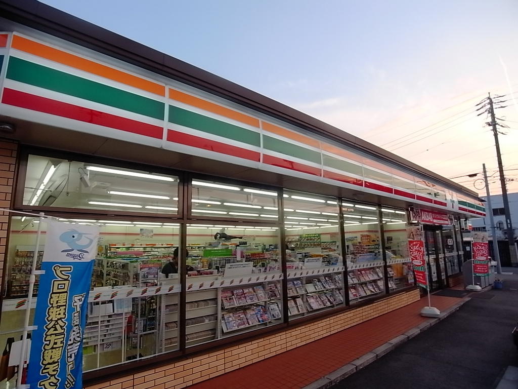 名栄ビル コンビニ