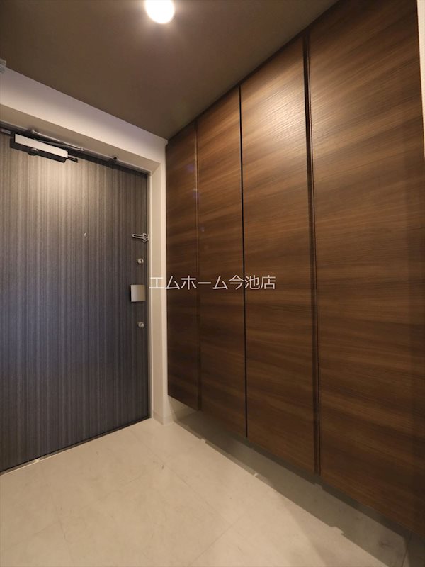S-RESIDENCE本郷Ⅱ 玄関