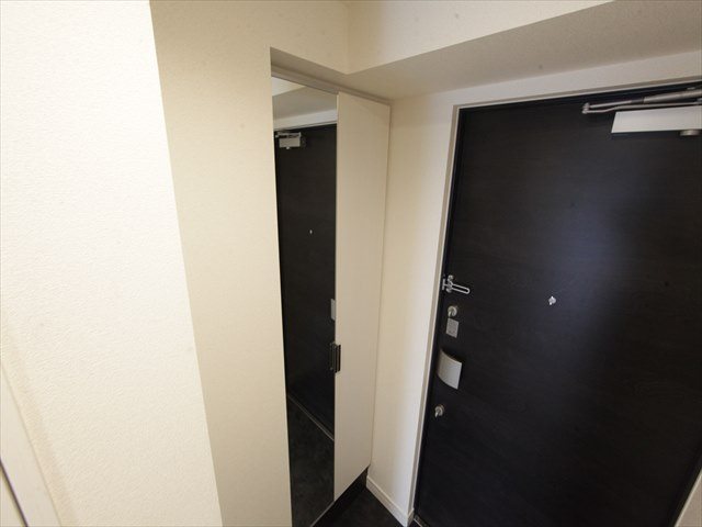 プレサンスジェネ新栄町駅前葵 玄関