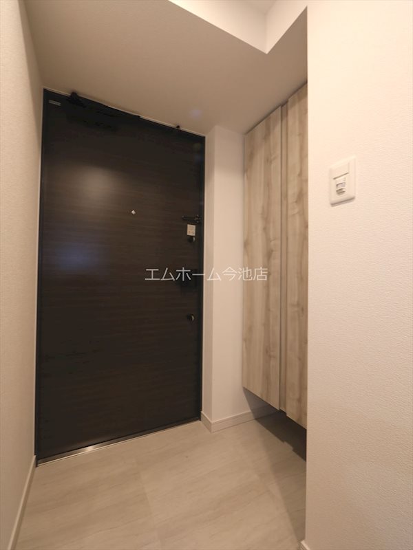S-RESIDENCE黒川本通一丁目 玄関