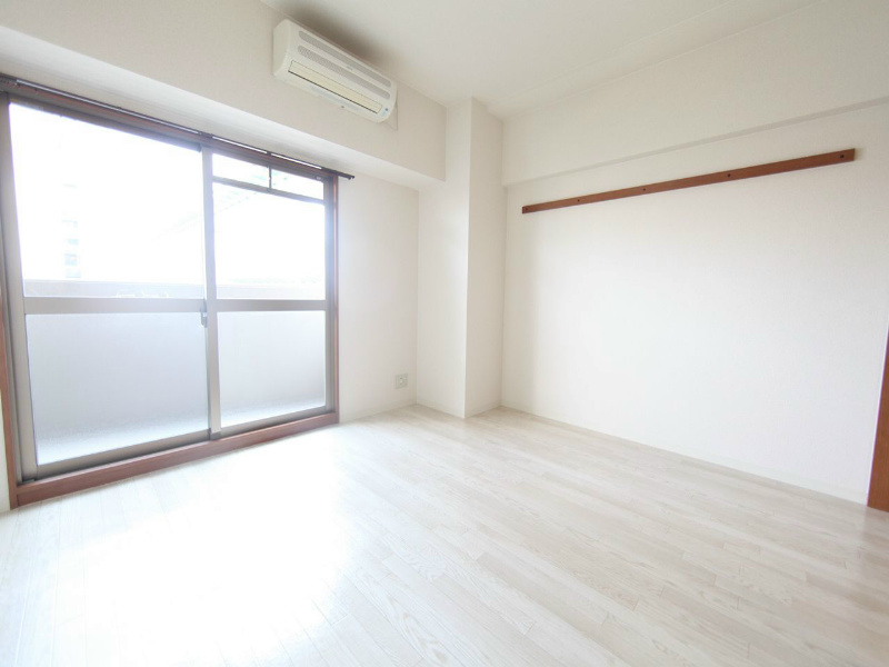 ルトゥール リビング