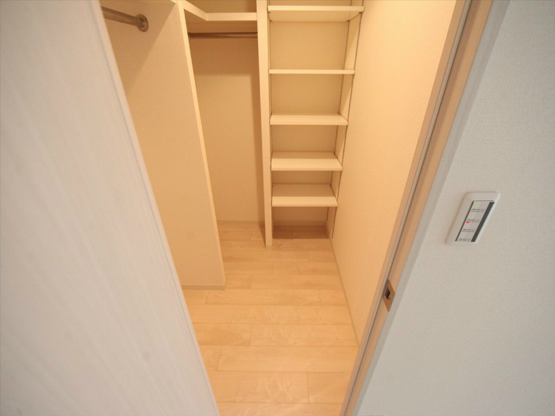プレサンス久屋大通セントラルパーク 収納