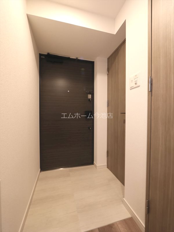 S-RESIDENCE黒川本通一丁目 玄関