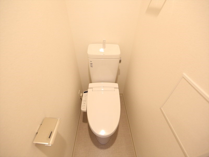 プレサンス上前津プレス トイレ