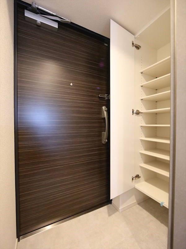 S-RESIDENCE名駅NorthⅡ 玄関