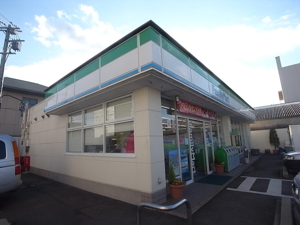 プリマベーラＫ コンビニ