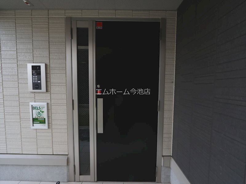 ソレイユ　A エントランス