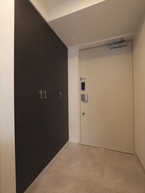 エステムコート名古屋今池アーバンゲート 玄関