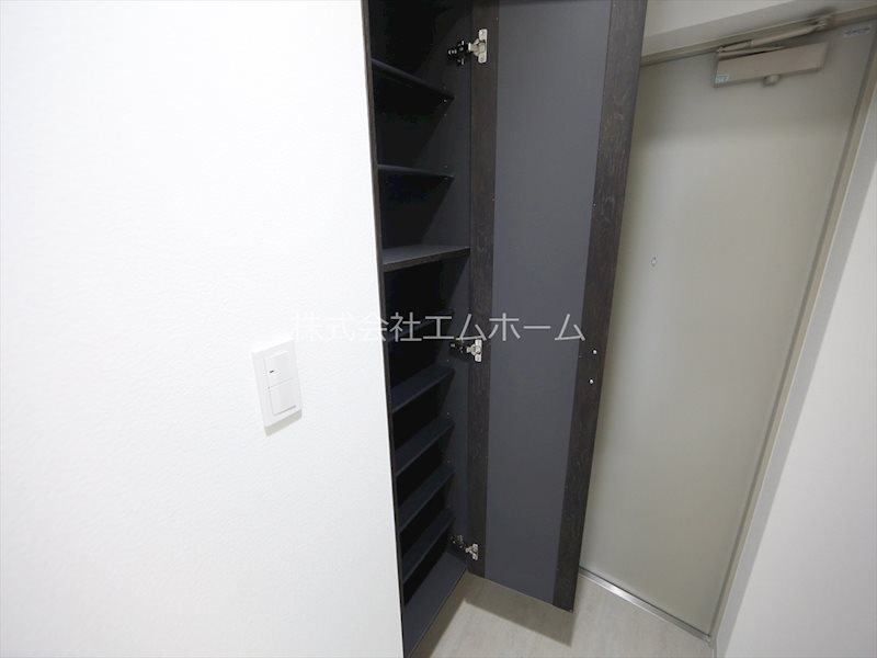 ヴェルドミール 玄関