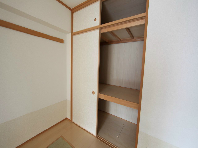 レジディア泉 収納