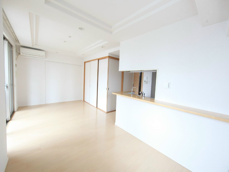 レジディア泉 リビング