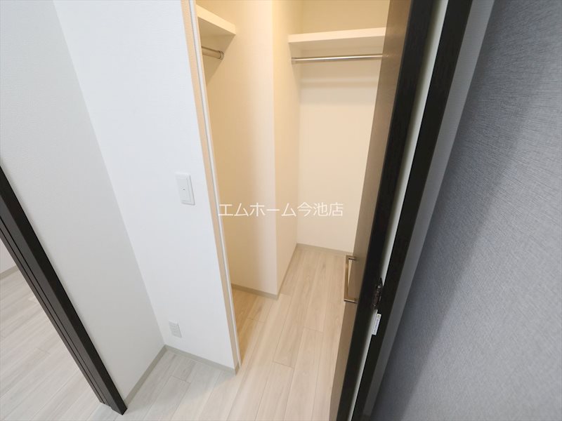 エステムコート名古屋葵 収納