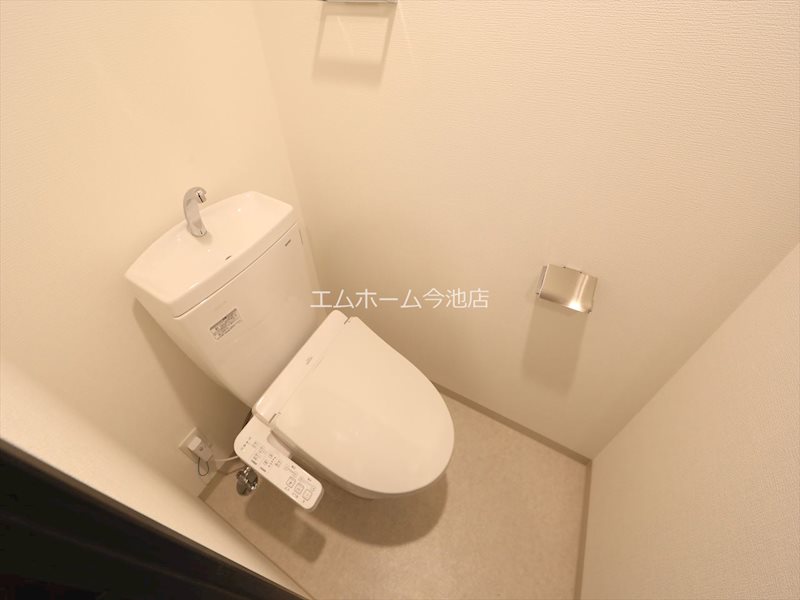 エステムコート名古屋葵 トイレ