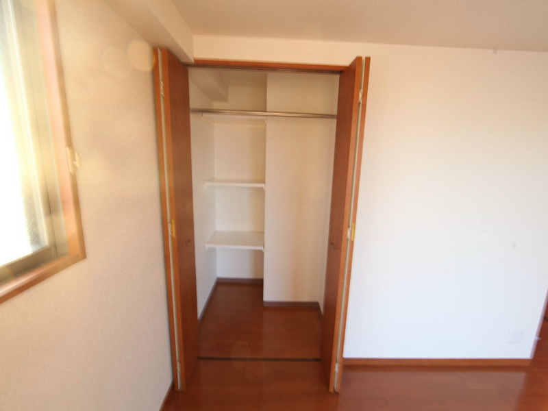レーベスト志賀本通 収納