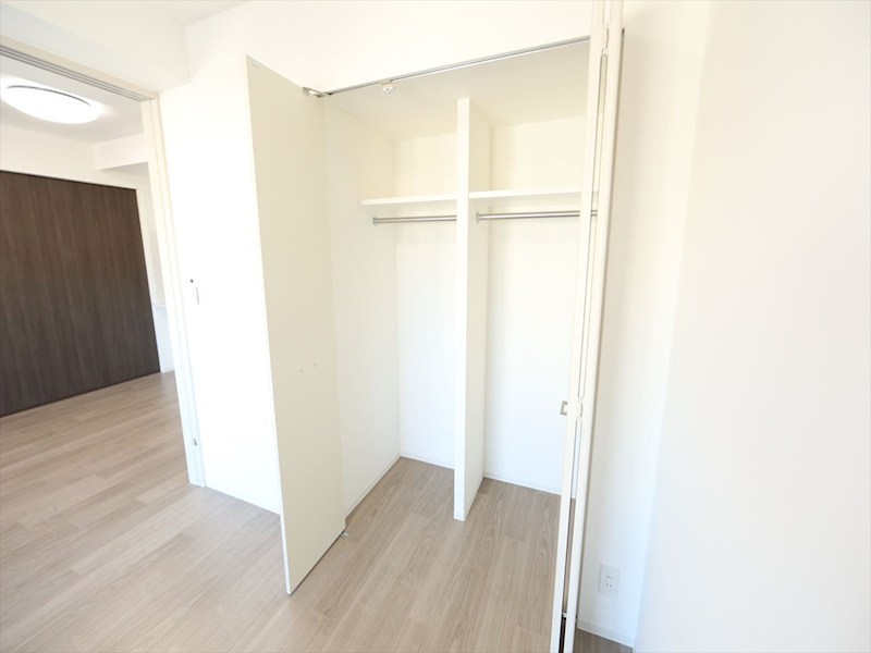ディアレイシャス矢場町 収納