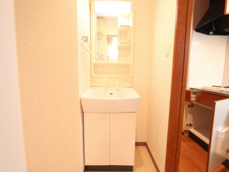 レーベスト志賀本通 洗面所