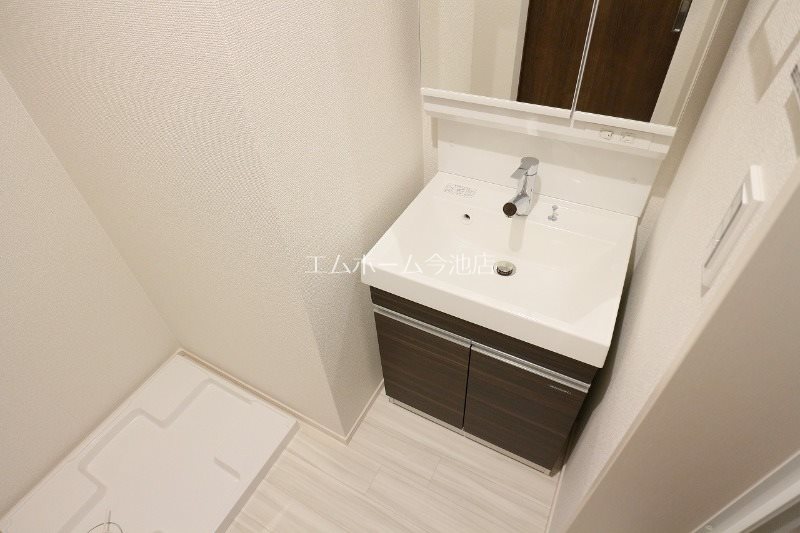 REGALEST妙音通Ⅱ 洗面所